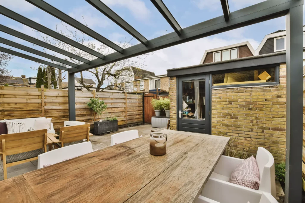 patio dans une maison